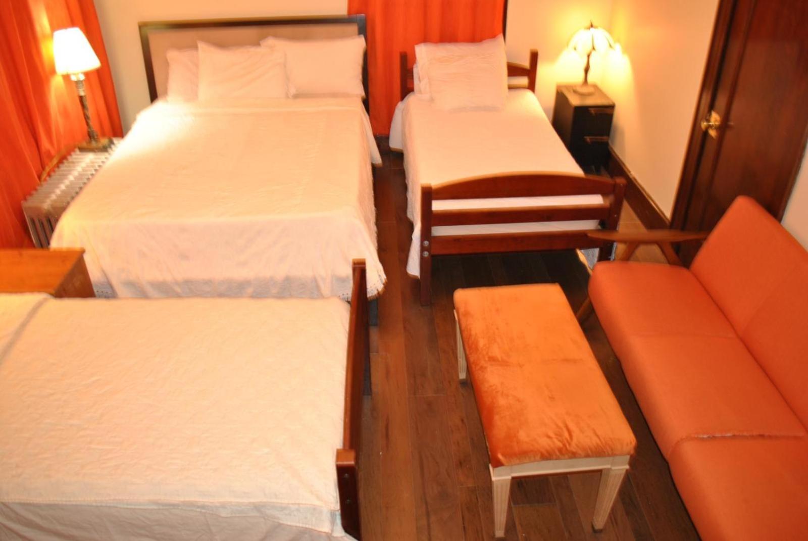 Family Guest House Newark Bagian luar foto